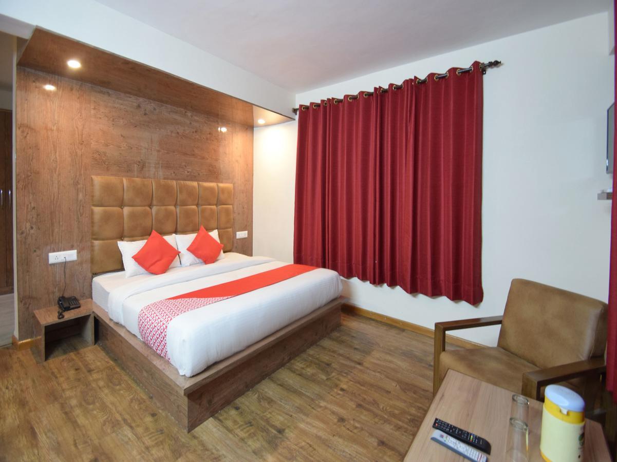 Hotel Rising Star Manāli エクステリア 写真